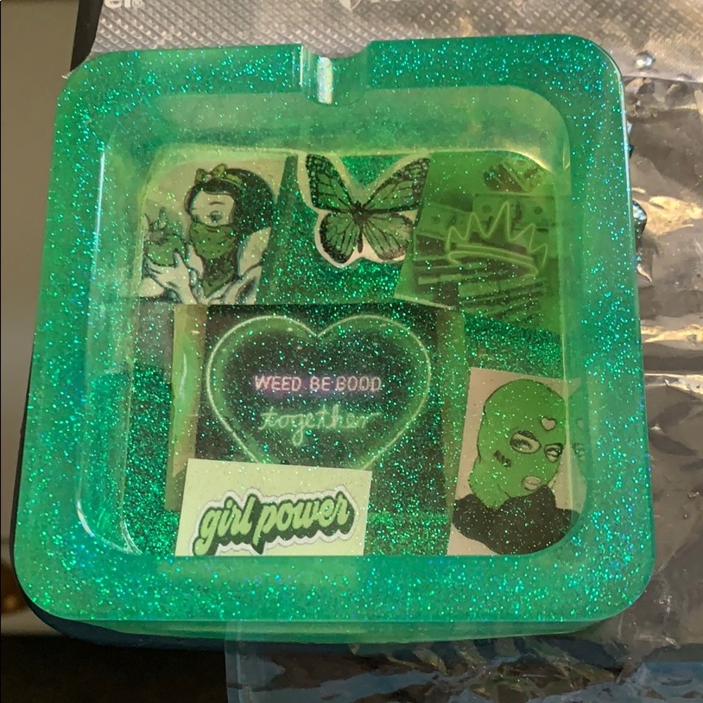 Green Vibes stoner Ashtray 💚✨